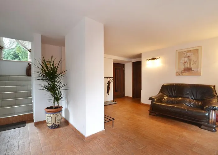 Muran Apt